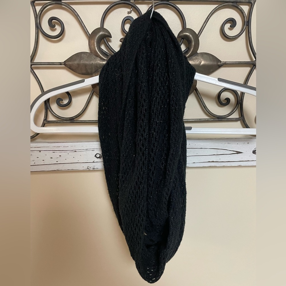 Apt. 9 Black Infinity Scarf